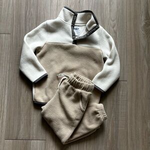 [SOLD] Unisex Toddler Old Navy Fleece Set Color-block